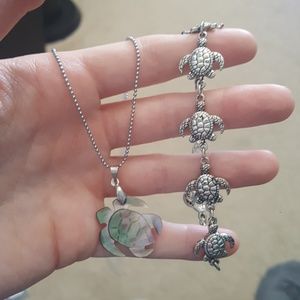 Turtle necklace and bracelet